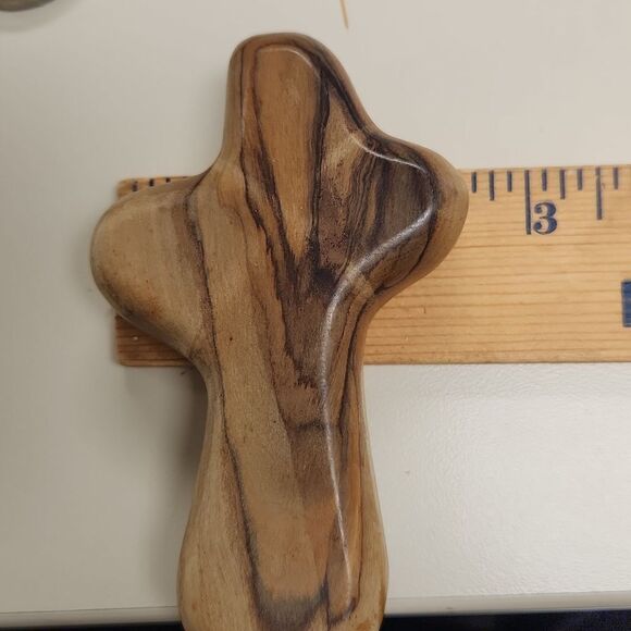 Wooden Cross - Picture 4 of 5